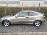 Mercedes-Benz Mercedes Benz 200 CDI - Mercedes-Benz 200: Cdi