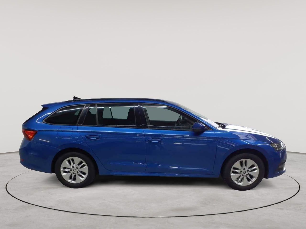 Skoda Octavia Combi 2.0 TDI Ambition AHK PDC imagem 3