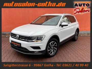 Volkswagen Tiguan - 1