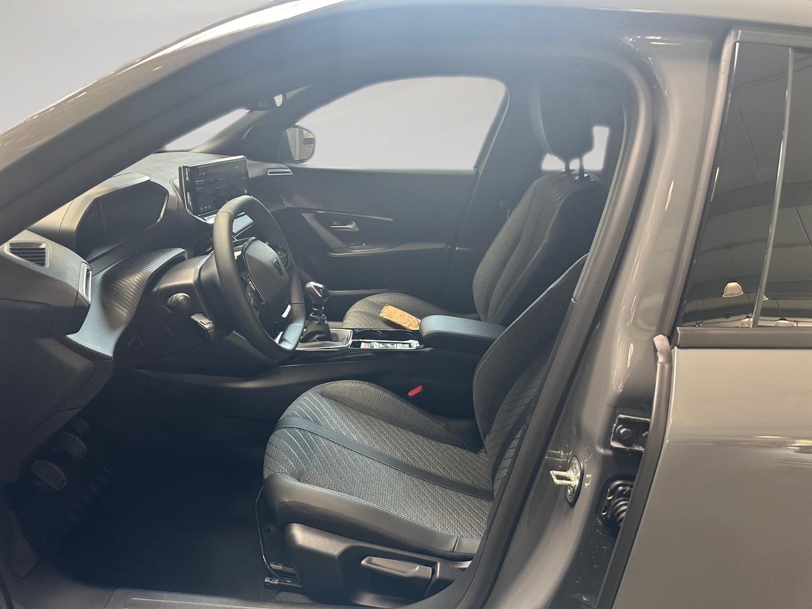Peugeot 2008 Benzin 100 Allure