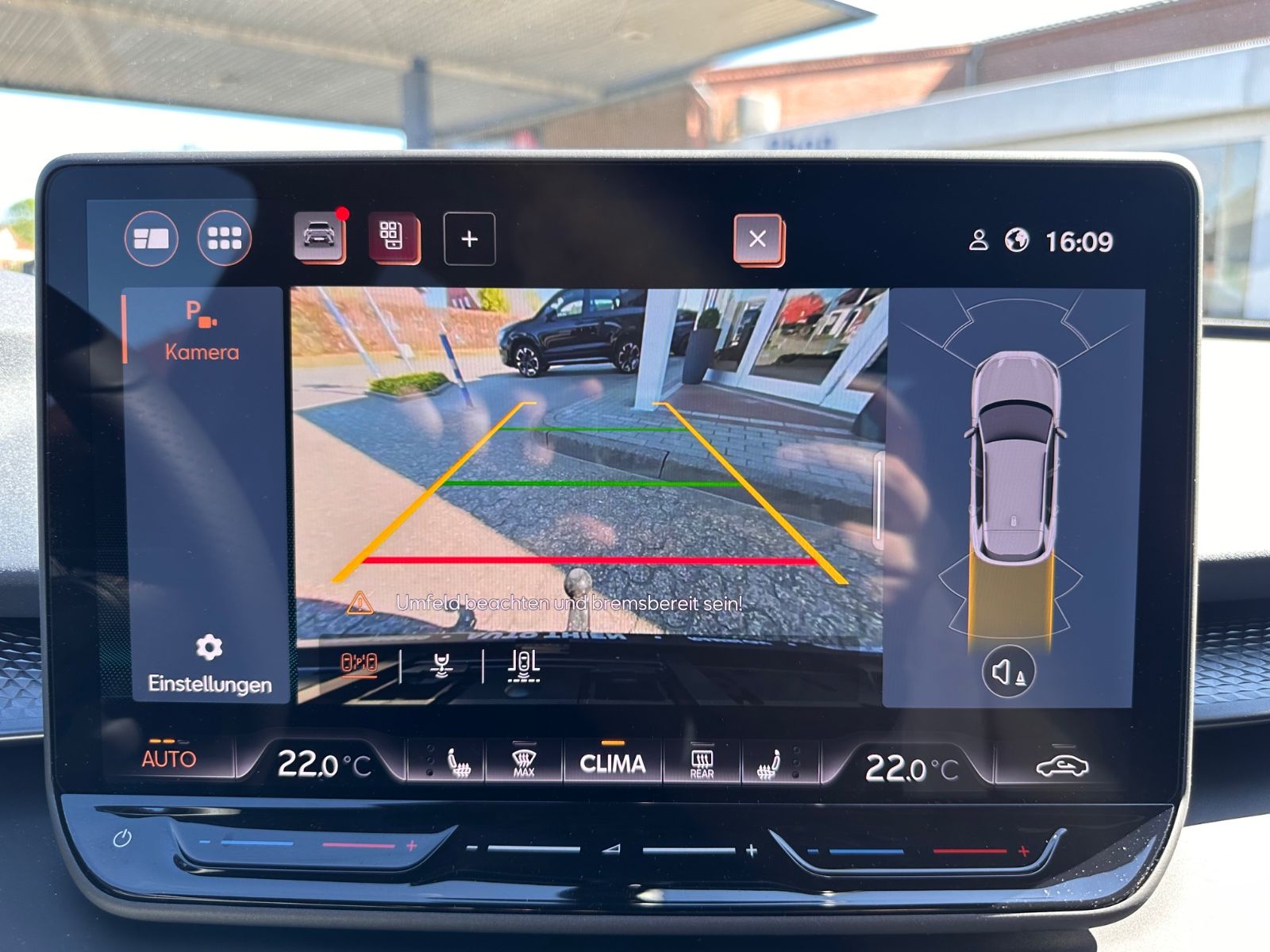 Fahrzeugabbildung CUPRA Terramar 1.5 eTSI DSG Navi/Pano/ACC/LED/AHK/GJR