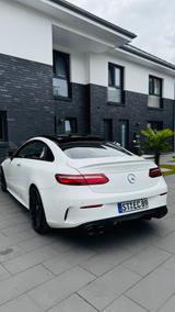 Mercedes-Benz E 350 d 4MATIC AMG Pano Burmester Junge Sterne - Mercedes-Benz mit Diesel-Antrieb: Junge Sterne