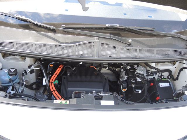 Vivaro-e Cargo L (75-kWh) Edition