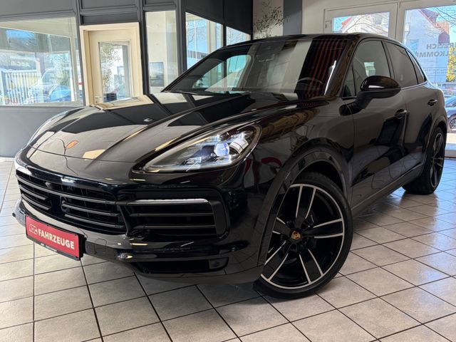 PORSCHE Cayenne Platinum Edition 1.Hand / Porsche Scheck