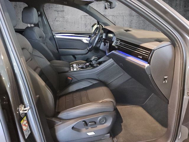 Touareg R 3.0TSI AHK Luft Pano Matrrix