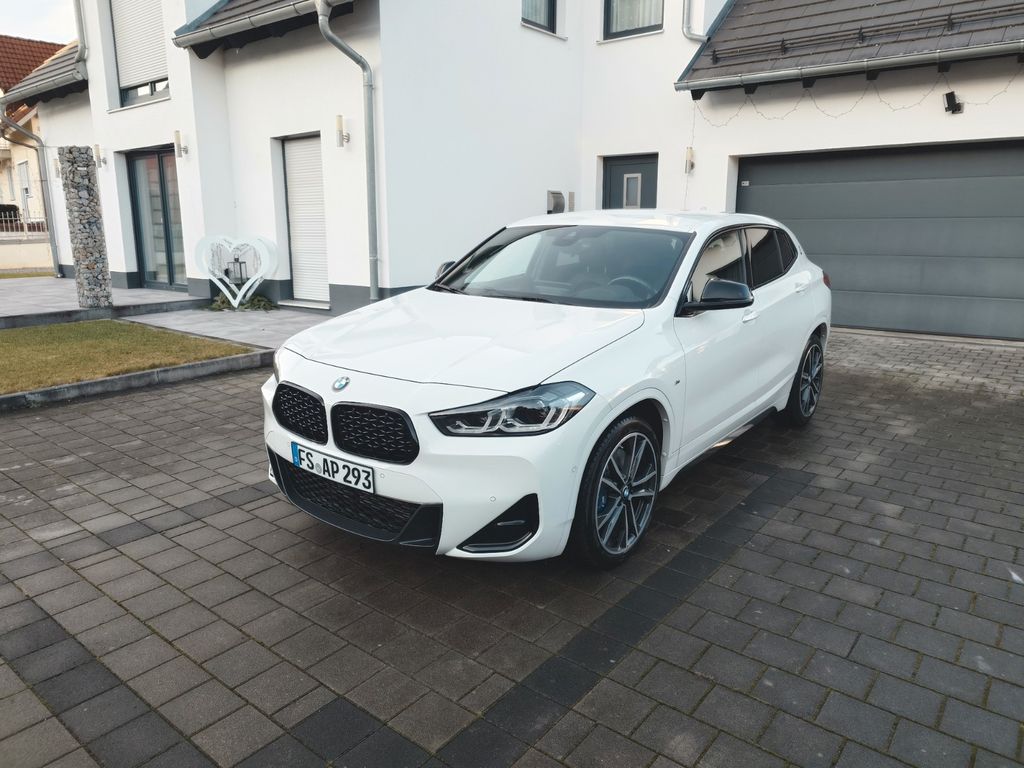 BMW X2