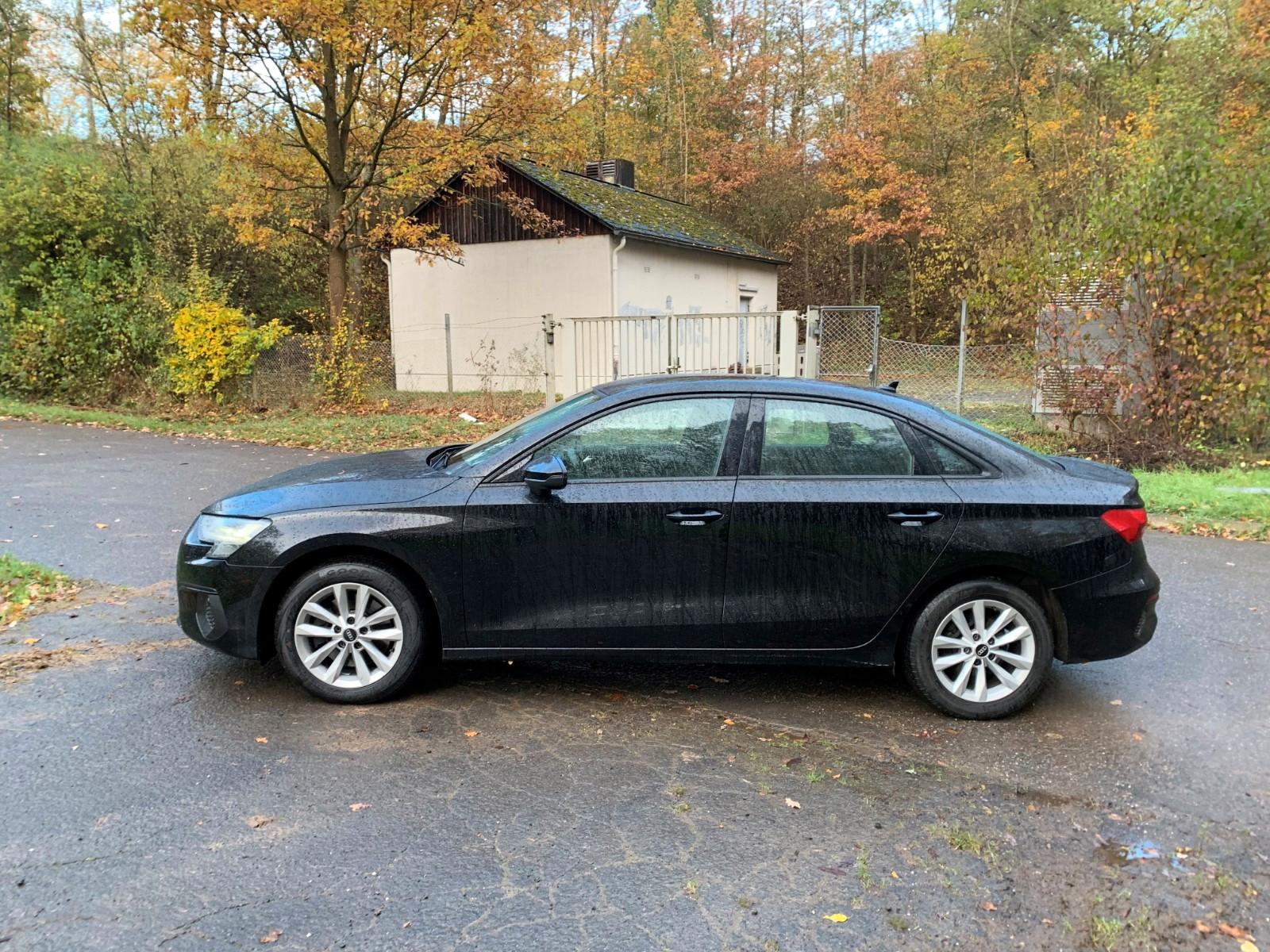 Audi A3 30 TDI LED Licht / incl. 1 Jahr Car Garantie