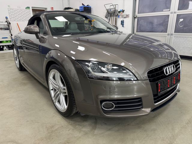 Audi TT 1.8 TFSI Roadster / 19 Zoll S-Line