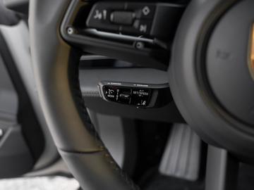 صورة مصغرة 26 لـ 2025 Porsche TAYCAN