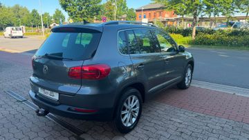Volkswagen Tiguan - 4