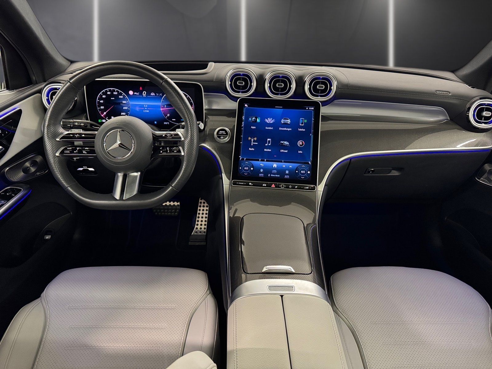 Fahrzeugabbildung Mercedes-Benz GLC 300 d 4M AMG*Pano*HUD*Burmester*Distron*360*