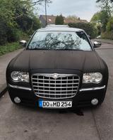 Chrysler 300C Touring 3.0 CRD Autom. - - Chrysler 300C in Bochum