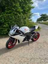 Aprilia RSV4 APRC - APRILIA RSV4 APRC