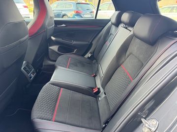 Bild 8 VW Golf VIII GTI Clubsport 2.0 TSI DSG Navi Pano-S