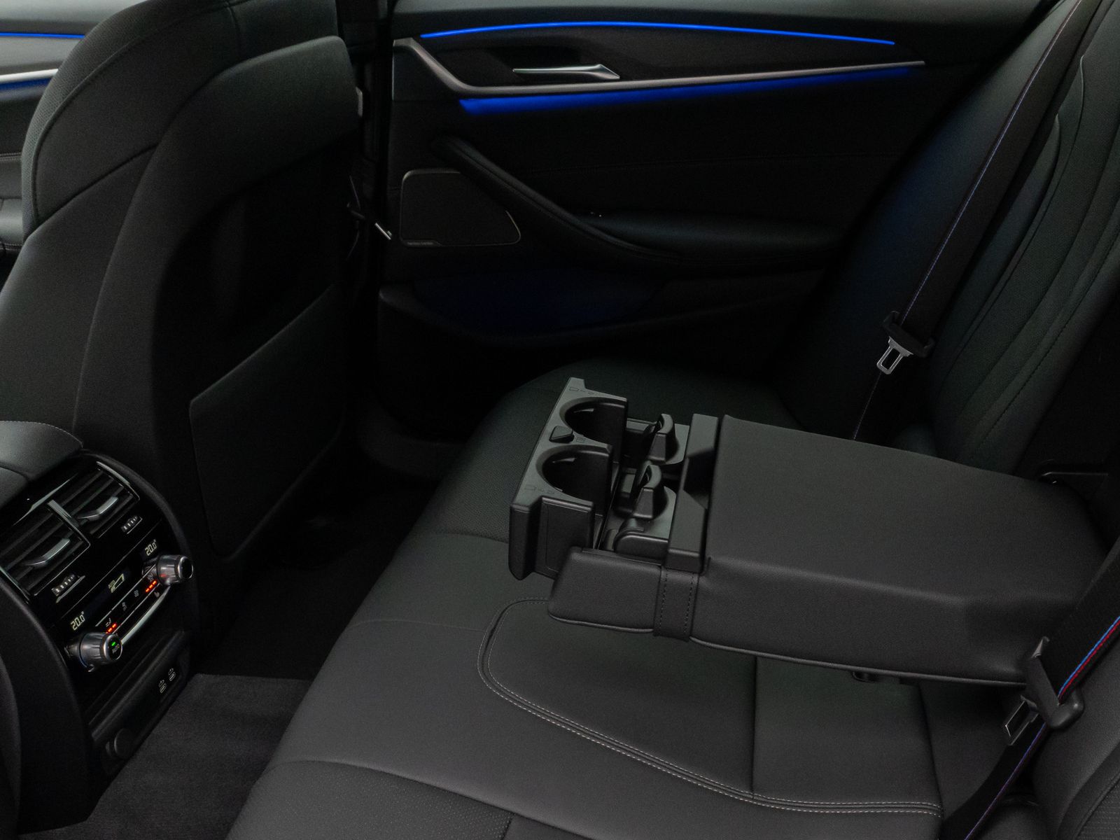 Fahrzeugabbildung BMW 540d xD M Sport Kamera Laser HUD DAB H/K Komfort