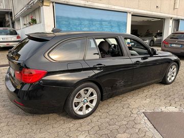 BMW 320 - 4