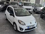 Renault Twingo 1,2i Night & Day*Automatik*Panorama - Renault Twingo: Night