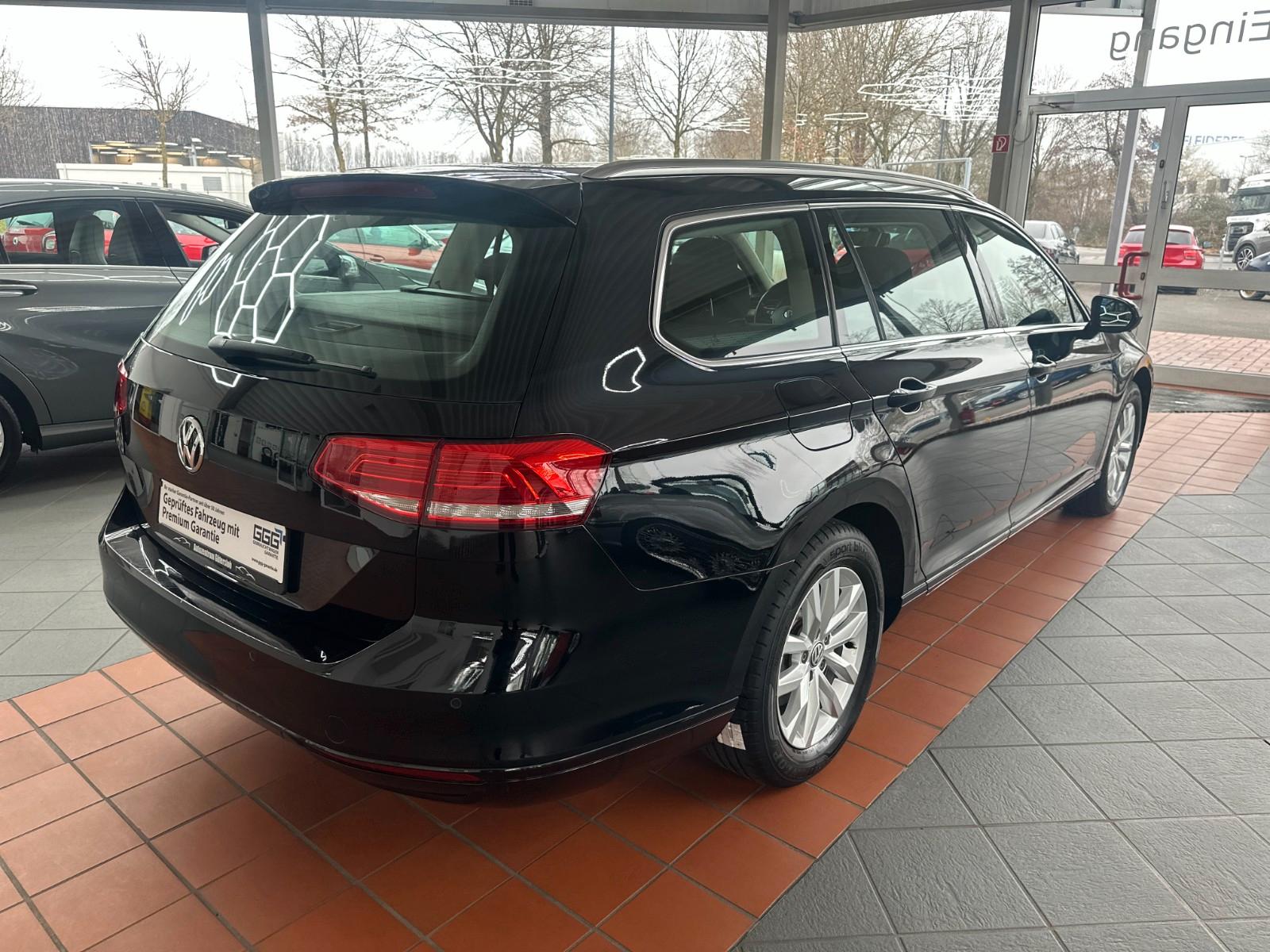 Volkswagen Passat Variant Comfortline *1.Hand/ Panorama-D.*