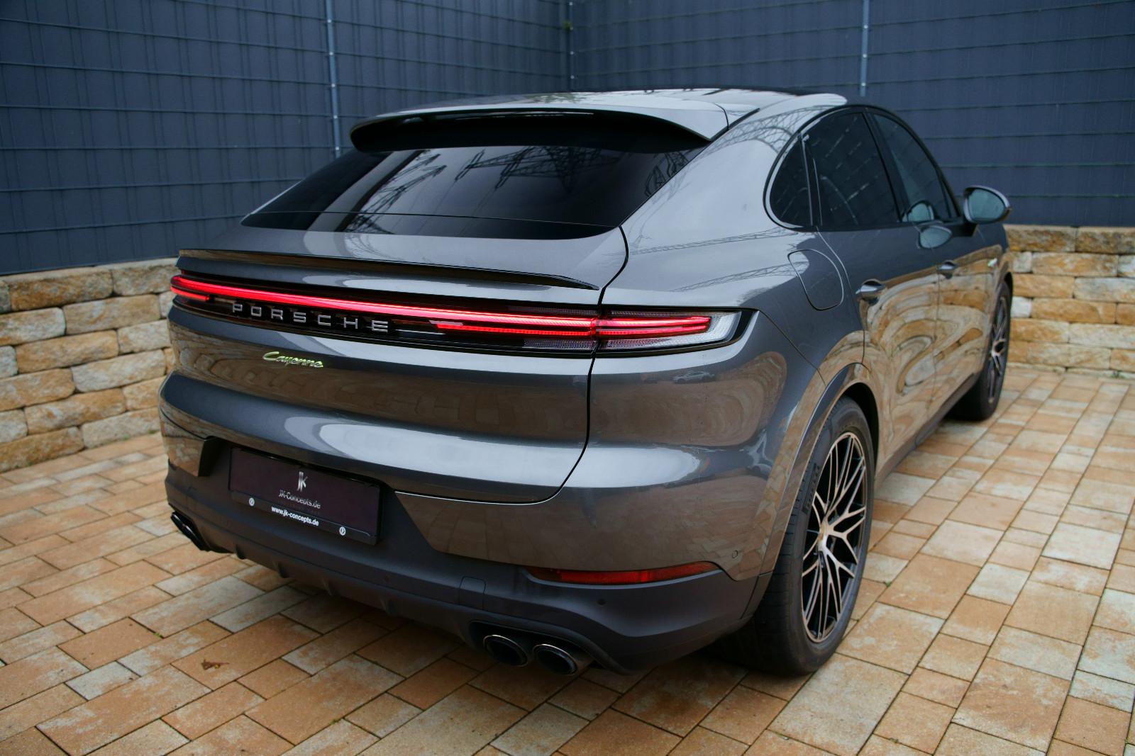 Porsche Cayenne Coupe E-Hybrid /AHK/HEADUP/INNO/360