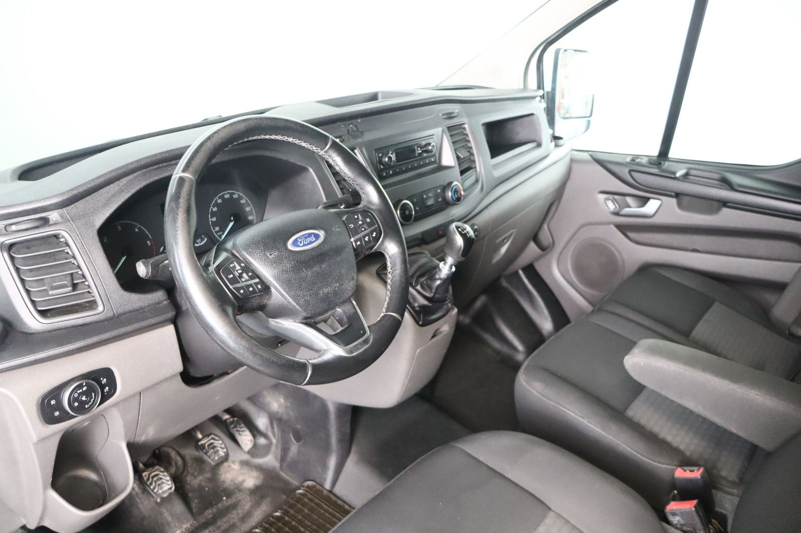 Fahrzeugabbildung Ford Transit Custom Kasten 280 L1H1 LKW Trend