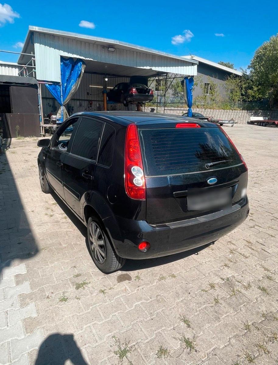 Ford Fiesta 2007 — photo 6
