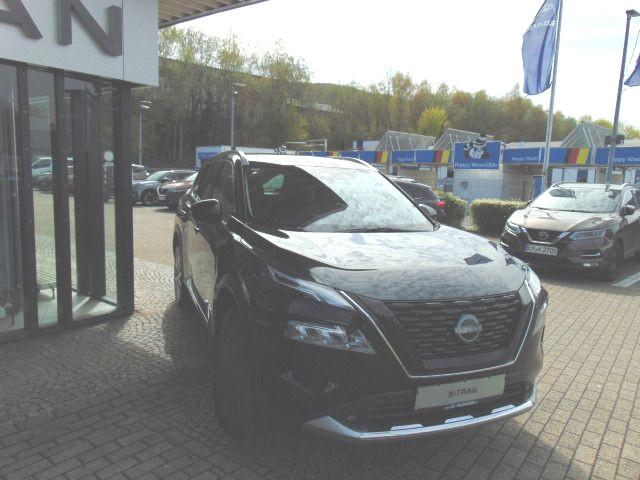 Nissan X-TRAIL 1.5 VC-T e-4ORCE 4x4 Tekna+ 5Sitze 20"