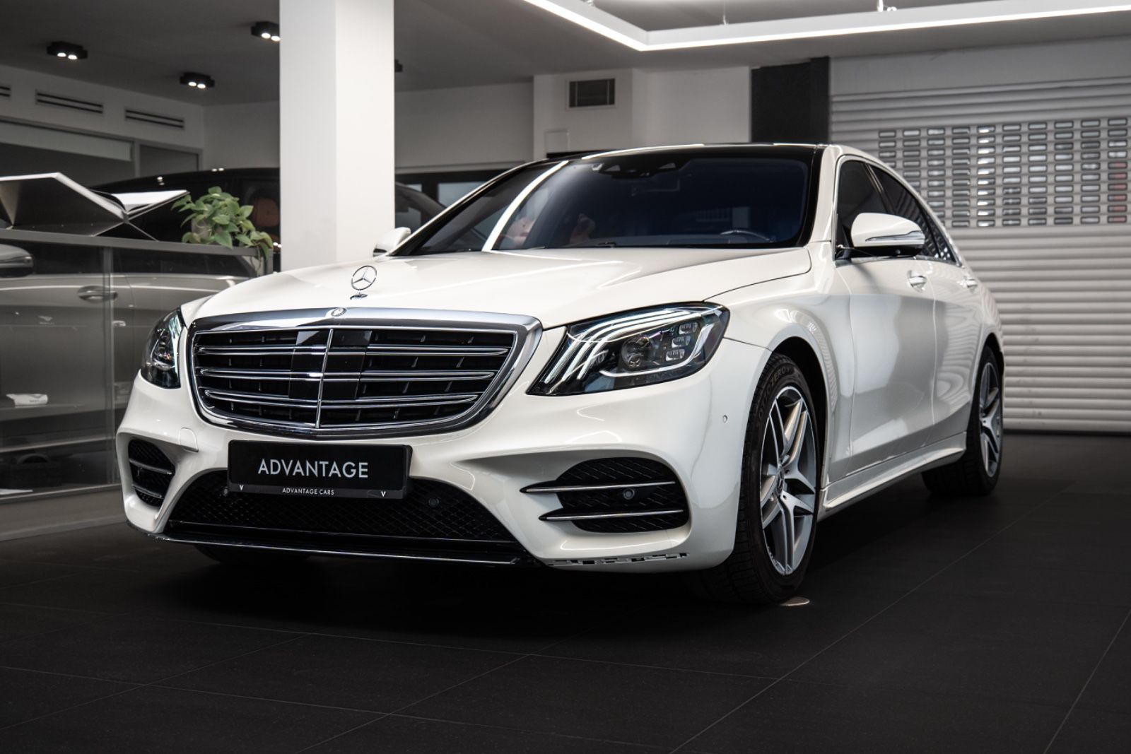 MERCEDES-BENZ S 400d 4Matic/360/LED/Pano/Massage seats