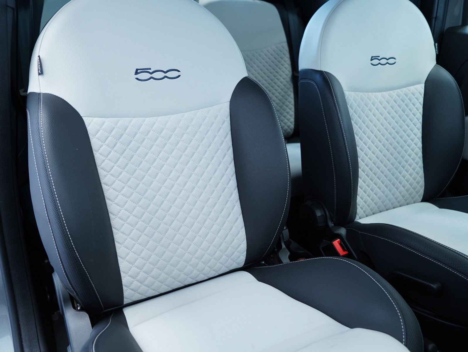 Fahrzeugabbildung Fiat 500C Dolcevita Cabrio