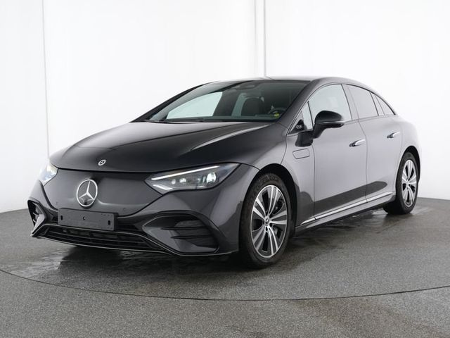MERCEDES-BENZ EQE 350 4M AMG Premium Plus Night-Paket Winter-P