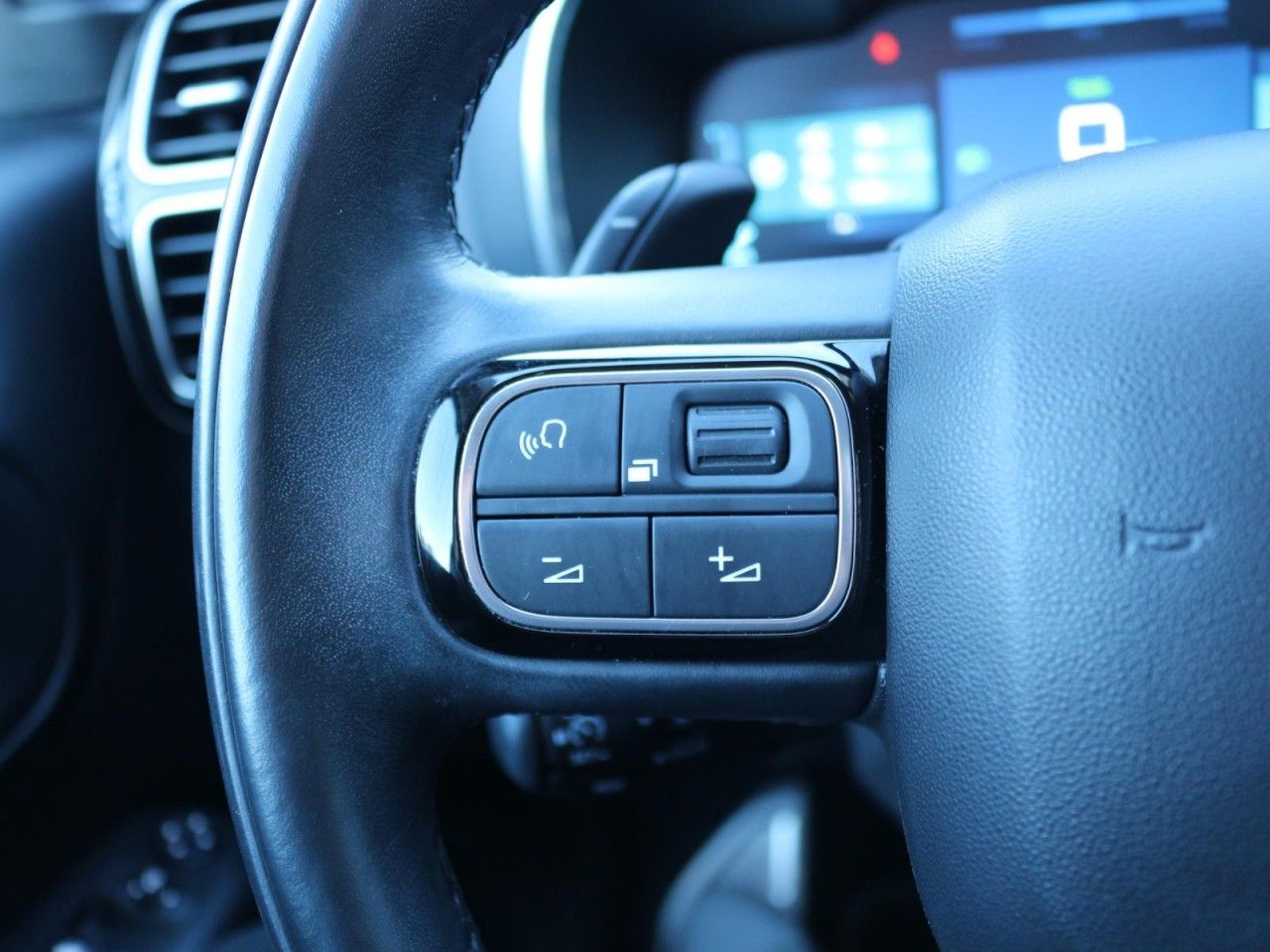 Fahrzeugabbildung Citroën C5 Aircross Shine Pack Hybrid