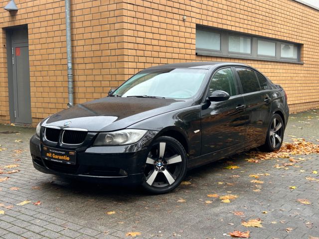 BMW 318i Lim./PDC/KLIMA/MULTIFUNKTIONSLENKRAD/ALUFEL