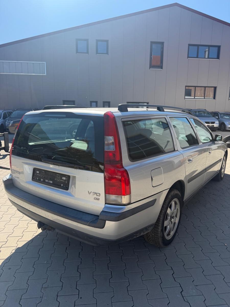 Volvo V70 2004 — photo 5