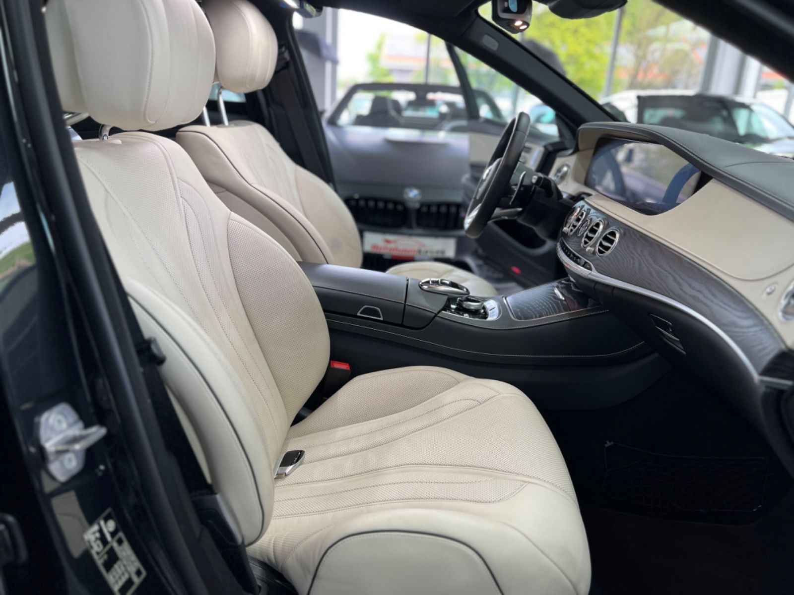 Fahrzeugabbildung Mercedes-Benz S 450 4Matic L*LANG*AMG-LINE*BURMESTER*1.HAND*
