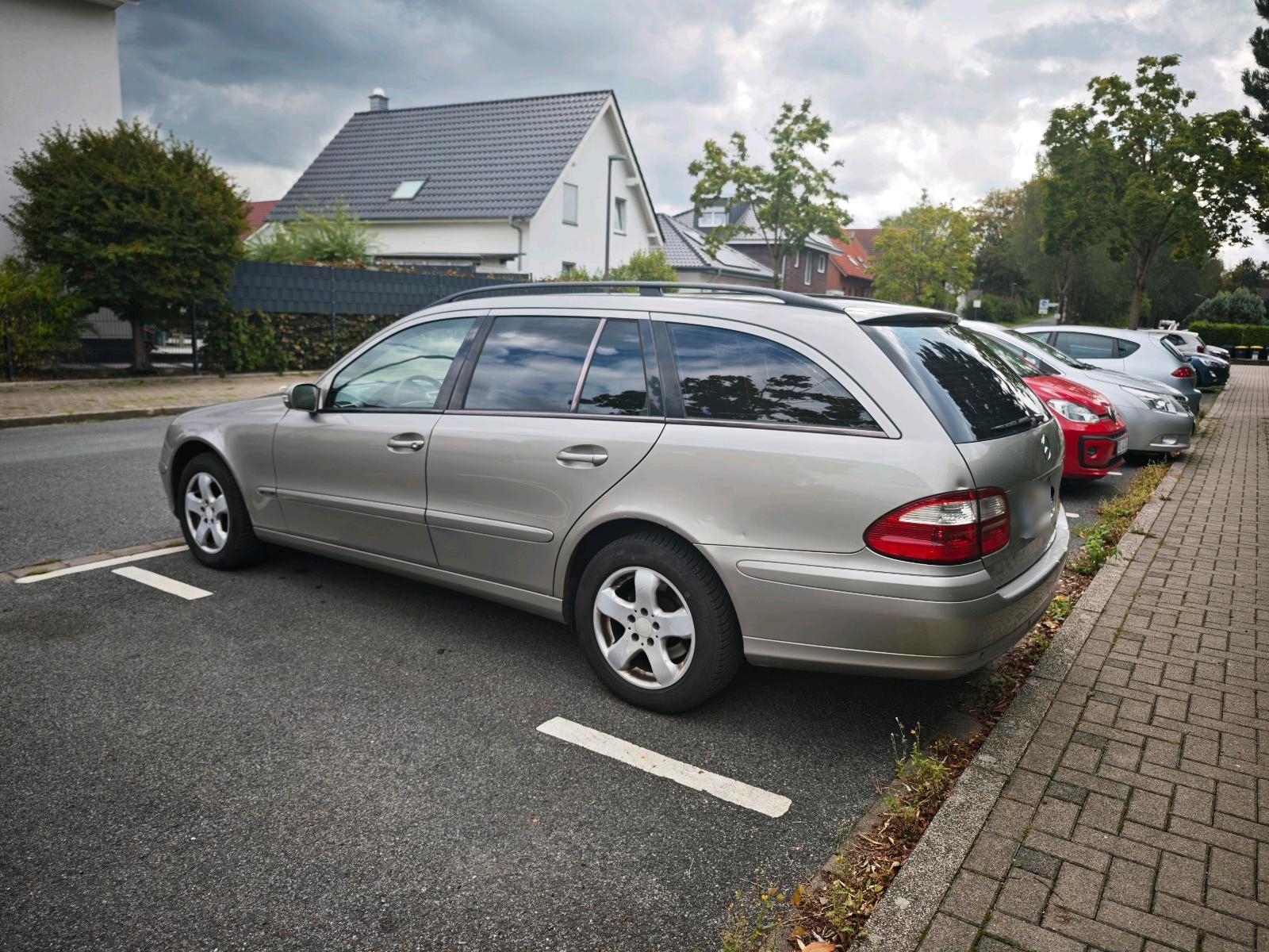 Mercedes-Benz E220 2004 — engine 150 HP (110kW)