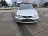 Honda Accord 2.0i ES - Honda Accord mit Benzin-Antrieb: Automatik