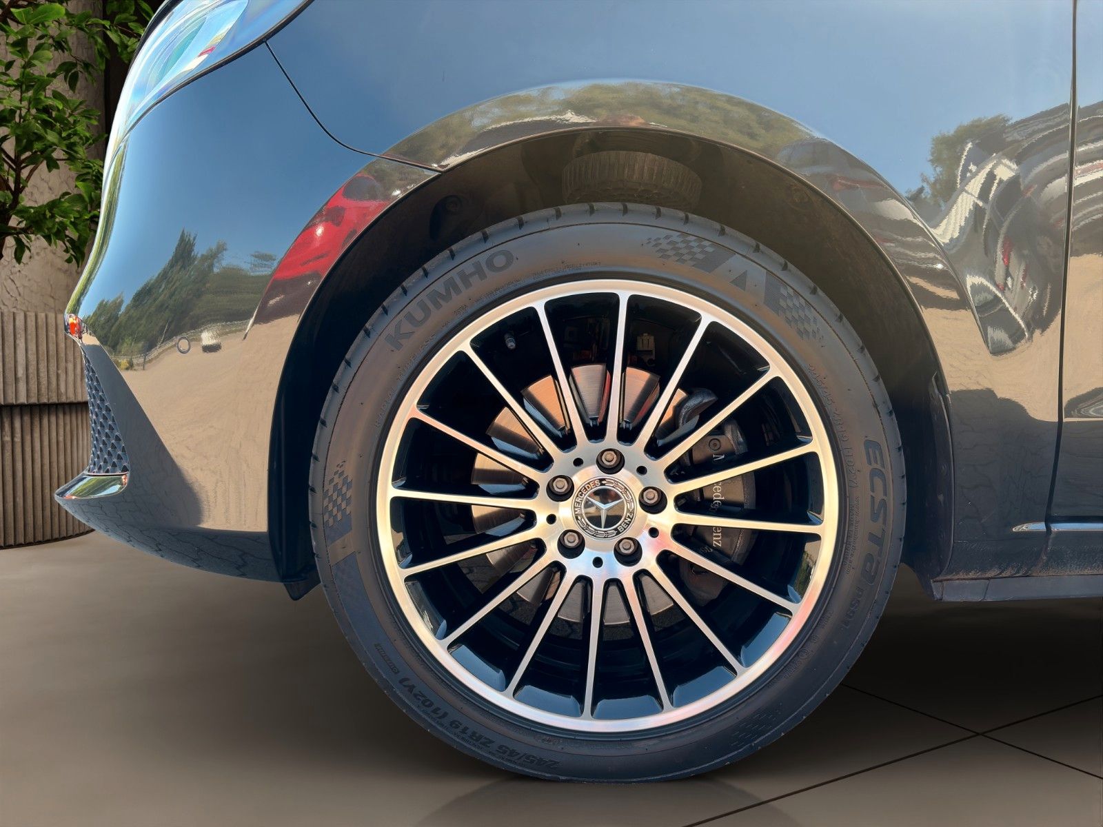 Fahrzeugabbildung Mercedes-Benz V300 d lang*2xSchiebetür*LED*SHZ*NAVI**