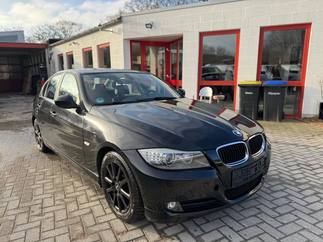 BMW 320 Baureihe 3 Lim. 320i Sport Leder Navi Schieb