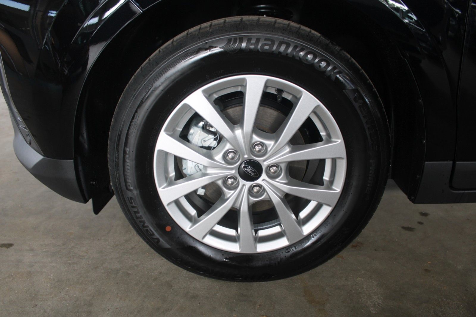 Fahrzeugabbildung Ford Tourneo Courier Titanium Winter + FahrerAssPaket
