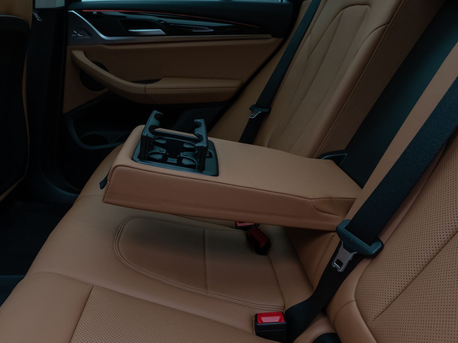 Fahrzeugabbildung BMW X3 xD20d Panoram 360°DAB HiFi Leder Sport 18Zoll