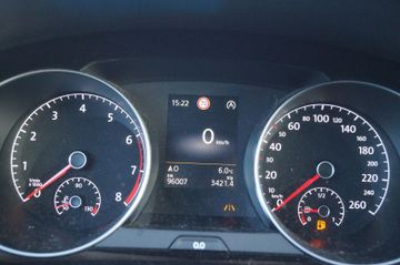 Volkswagen Golf Sportsvan1.4TSI Highline DSG-NAVI-XENON-ACC