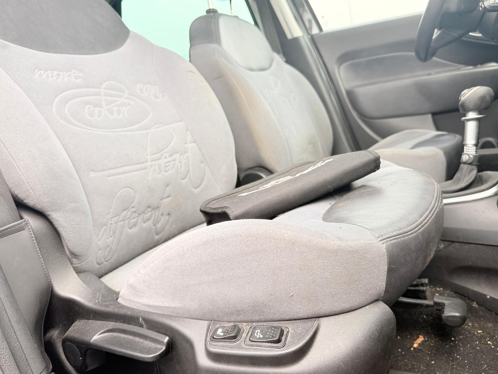 Fiat 500L 2013 — photo 13