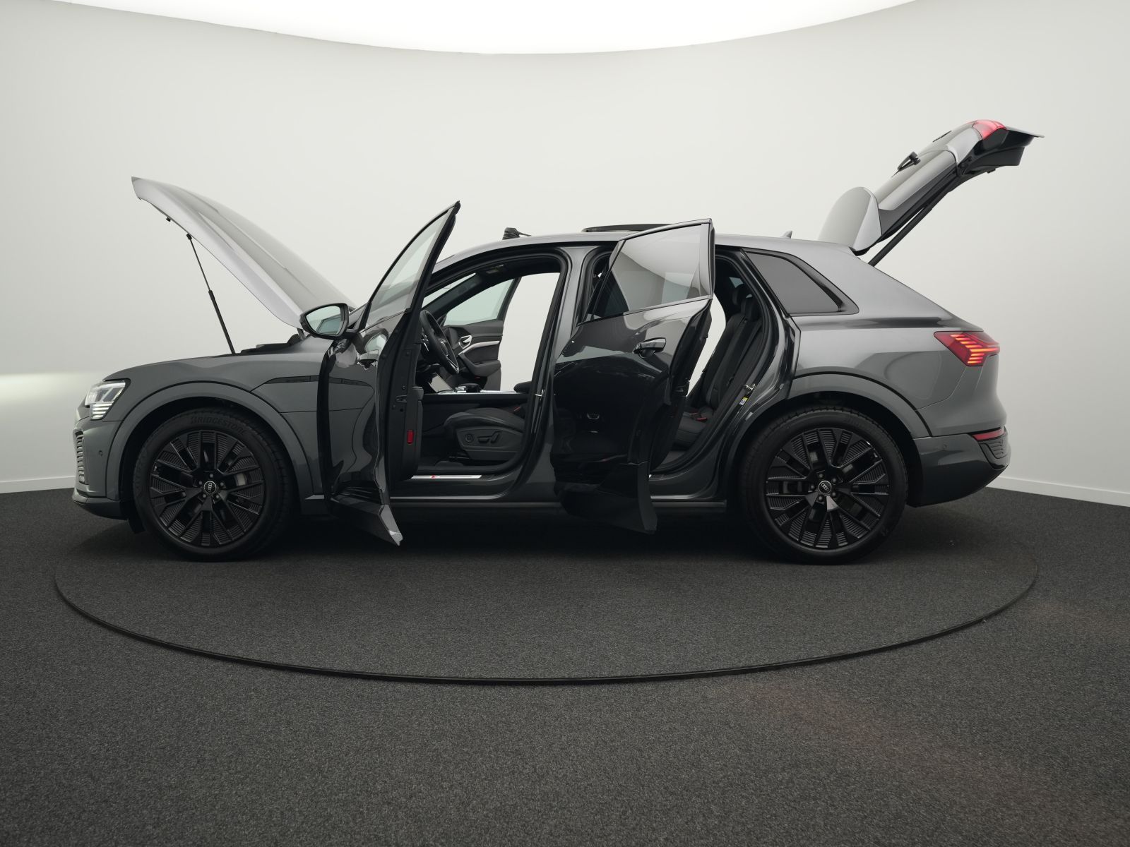 Audi Q8 e-tron - Bild 39