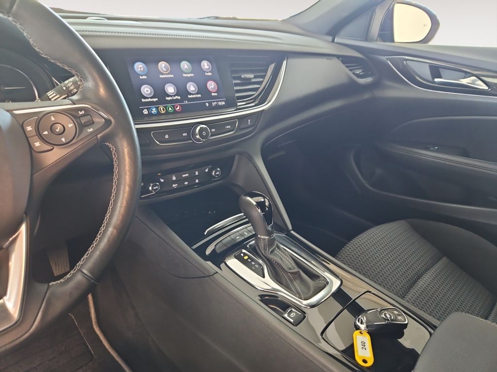 Fahrzeugabbildung Opel Insignia Sports Tourer 2.0 Diesel Aut. Elegance