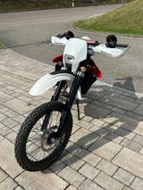Husqvarna  TE 125  TÜV neu, Motor, Kühler etc. vor 4000 km - Offers