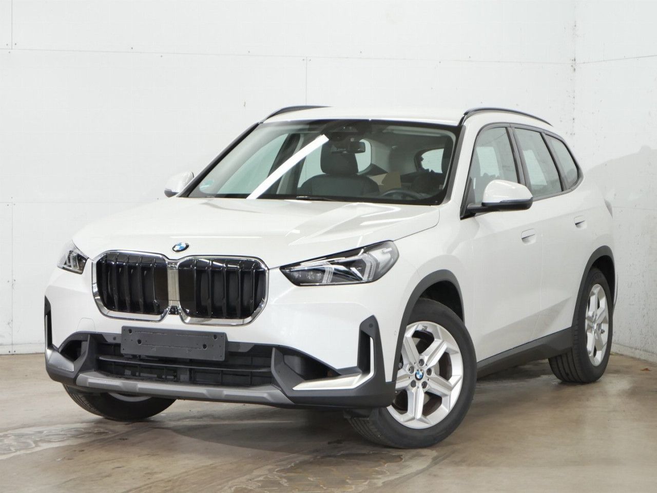 BMW X1 xD23i 449,- 0Anz DA 360° AHK HUD foto 3