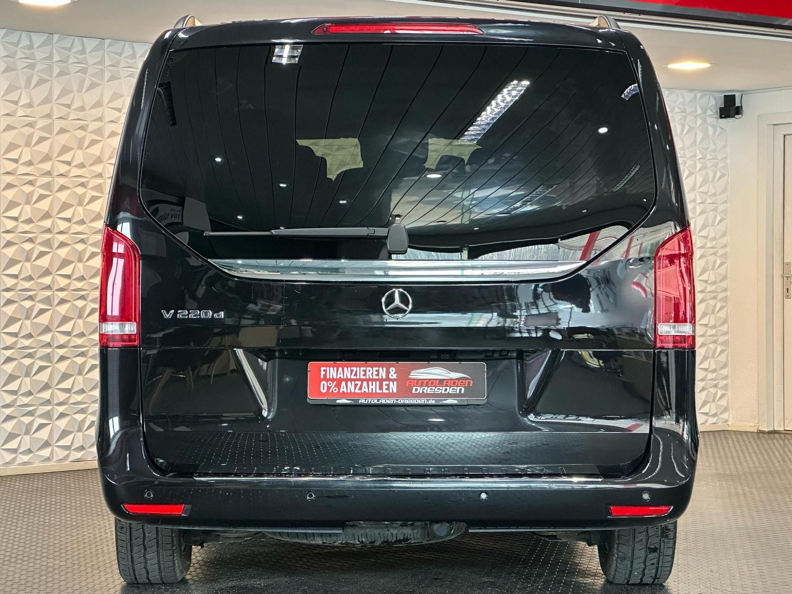 MERCEDES-BENZ V220d LANG LED#AHK#NAVI#PDC#TEMPO#SHZ#8SITZE - Image 6