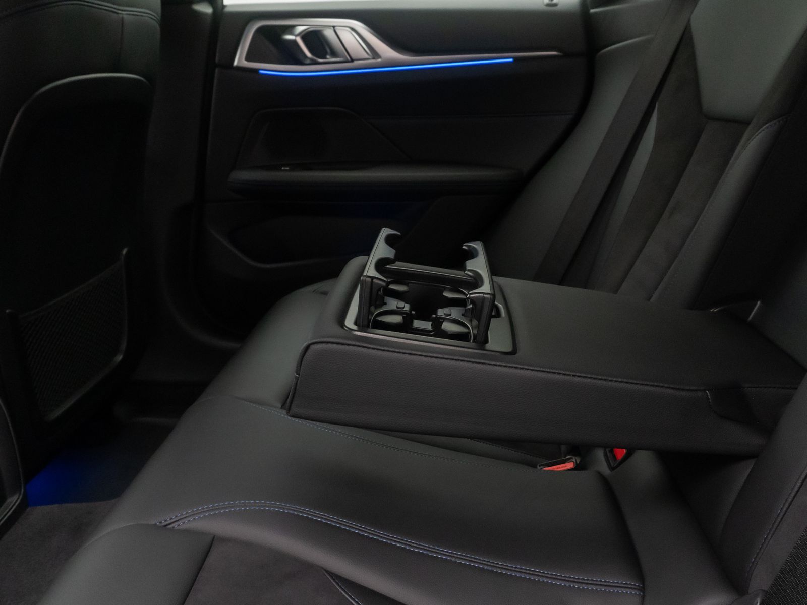 Fahrzeugabbildung BMW 430 Gran Coup&eacute; M Sport Kamera DAB HiFi 19Zoll