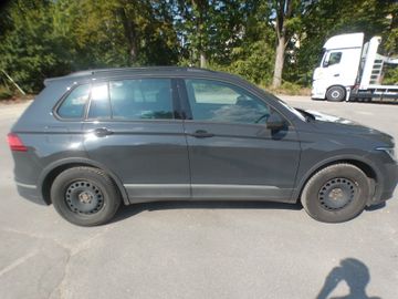 Volkswagen Tiguan - 4