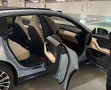 NIO ET5 75kWh Touring - BaaS - 8 Fach bereift - NIO ET5 mit Panoramadach