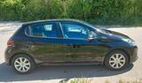 Peugeot 208, neu sind: Zahnriehmen, TÜV und Bremsen - Peugeot 208 von privat